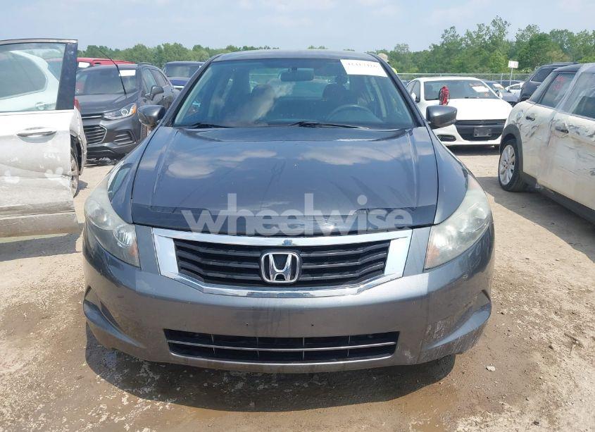 Photo 12 of 2010 Honda Accord 2.4 LX (VIN 1HGCP2F34AA169599)