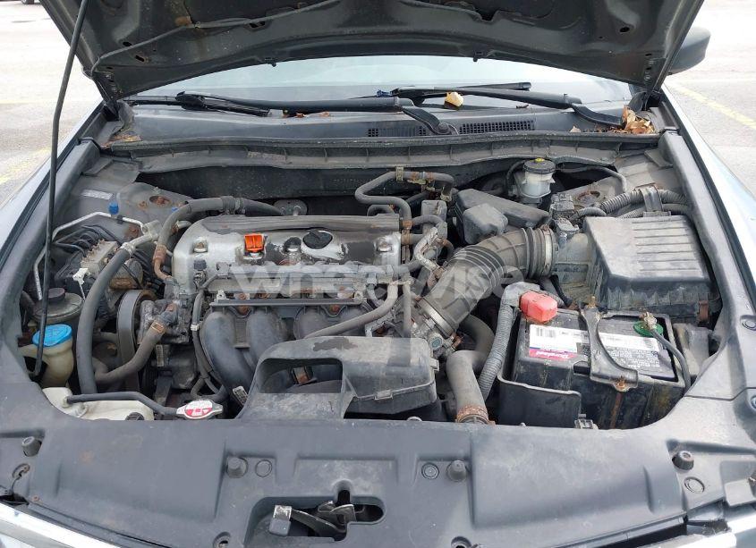 Photo 10 of 2010 Honda Accord 2.4 LX (VIN 1HGCP2F34AA197788)