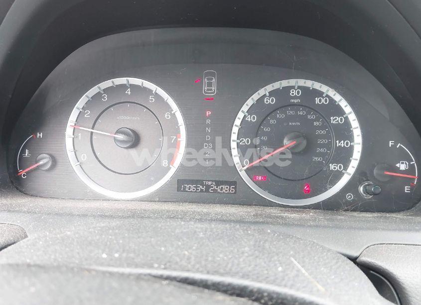 Photo 7 of 2010 Honda Accord 2.4 LX (VIN 1HGCP2F34AA197788)