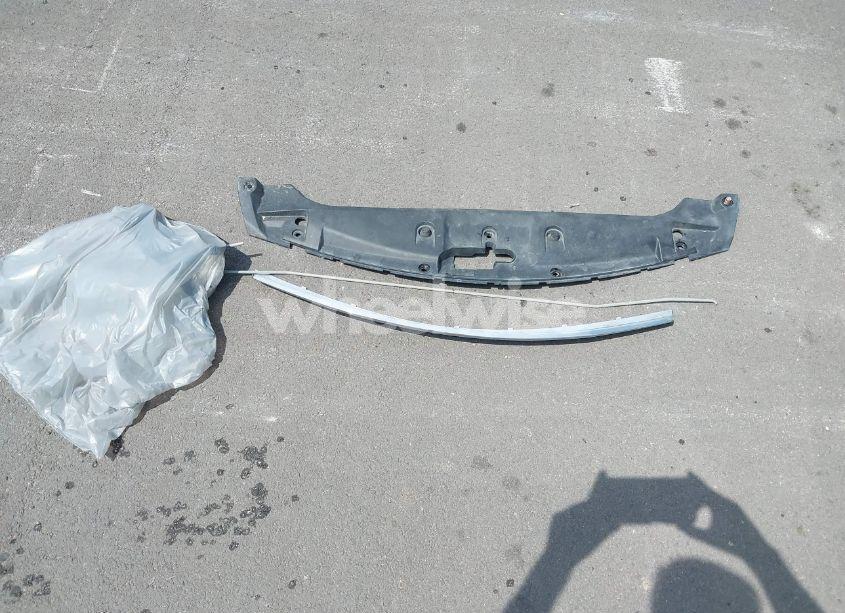 Photo 12 of 2011 Honda Accord 2.4 LX (VIN 1HGCP2F34BA033779)