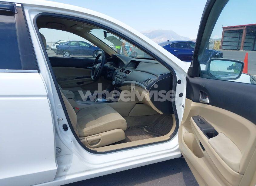 Photo 5 of 2011 Honda Accord 2.4 LX (VIN 1HGCP2F34BA033779)