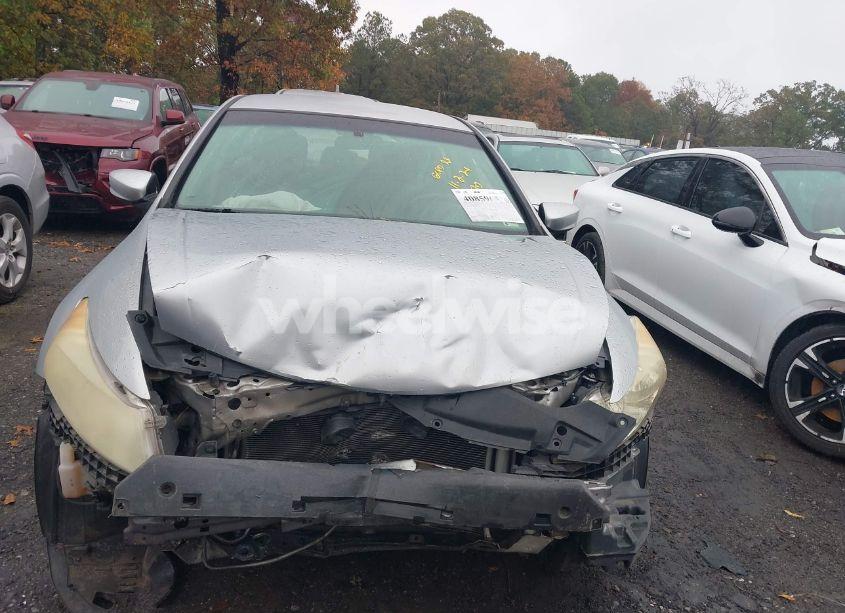 Photo 12 of 2011 Honda Accord 2.4 LX (VIN 1HGCP2F34BA106570)