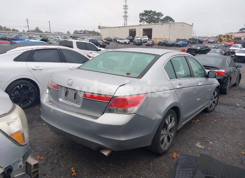 Photo 4 of 2011 Honda Accord 2.4 LX (VIN 1HGCP2F34BA106570)