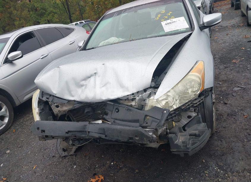 Photo 6 of 2011 Honda Accord 2.4 LX (VIN 1HGCP2F34BA106570)