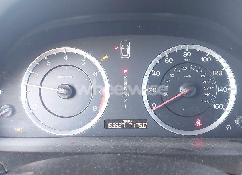 Photo 7 of 2010 Honda Accord 2.4 LX (VIN 1HGCP2F35AA019243)