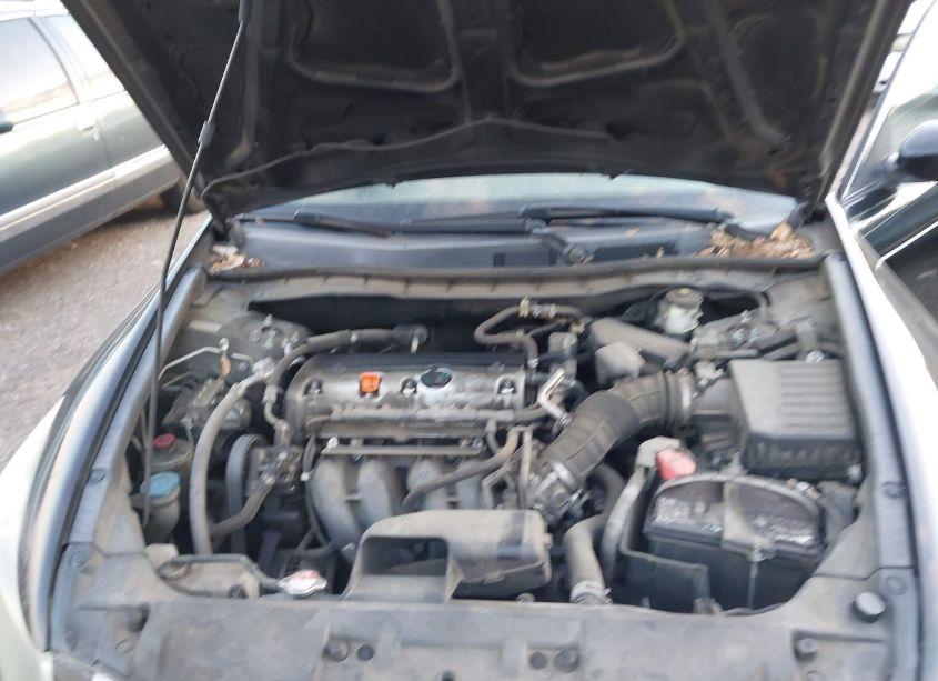 Photo 10 of 2010 Honda Accord 2.4 LX (VIN 1HGCP2F35AA023454)