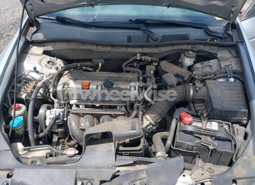 Photo 10 of 2010 Honda Accord 2.4 LX (VIN 1HGCP2F35AA036057)