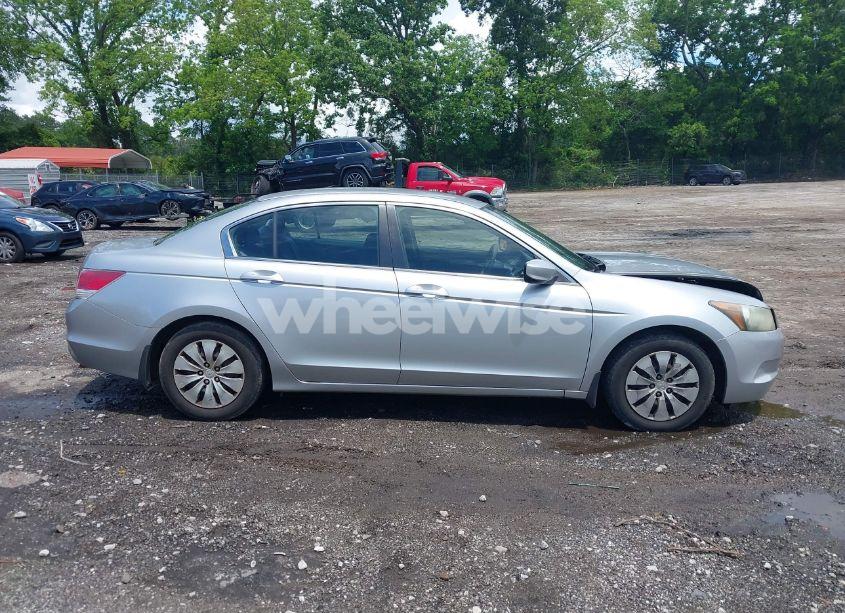 Photo 13 of 2010 Honda Accord 2.4 LX (VIN 1HGCP2F35AA036057)