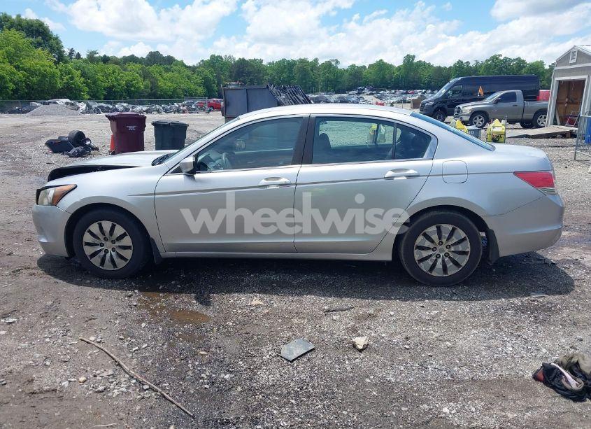 Photo 14 of 2010 Honda Accord 2.4 LX (VIN 1HGCP2F35AA036057)