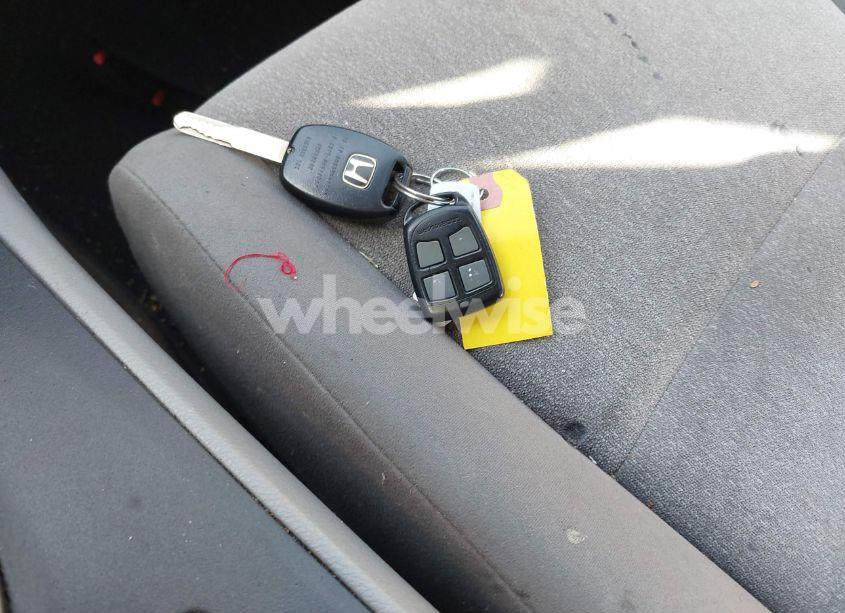 Photo 11 of 2010 Honda Accord 2.4 LX (VIN 1HGCP2F35AA052579)