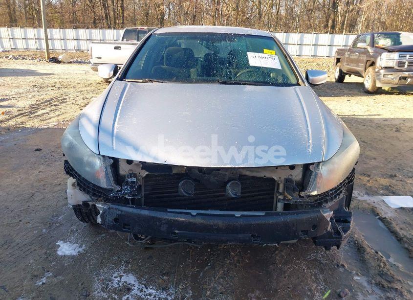 Photo 13 of 2010 Honda Accord 2.4 LX (VIN 1HGCP2F35AA055403)