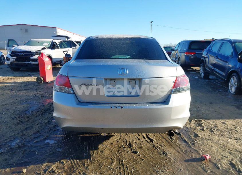 Photo 17 of 2010 Honda Accord 2.4 LX (VIN 1HGCP2F35AA055403)