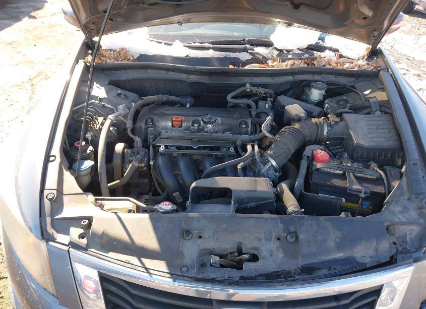 Photo 10 of 2010 Honda Accord 2.4 LX (VIN 1HGCP2F35AA079717)