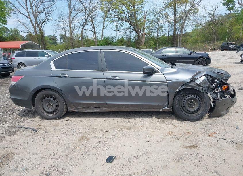 Photo 13 of 2010 Honda Accord 2.4 LX (VIN 1HGCP2F35AA109833)