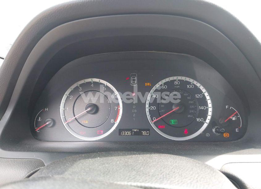 Photo 7 of 2010 Honda Accord 2.4 LX (VIN 1HGCP2F35AA109833)