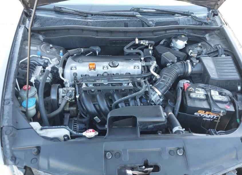 Photo 10 of 2010 Honda Accord 2.4 LX (VIN 1HGCP2F35AA123490)