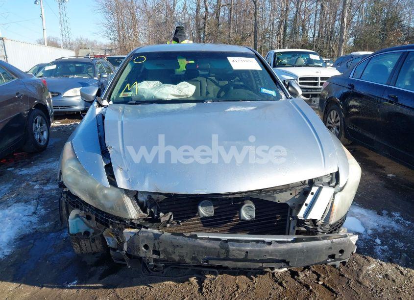 Photo 13 of 2010 Honda Accord 2.4 LX (VIN 1HGCP2F35AA136353)