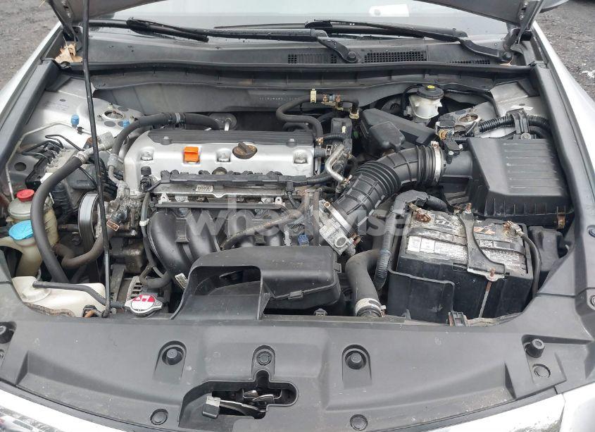 Photo 10 of 2011 Honda Accord 2.4 LX (VIN 1HGCP2F35BA039588)