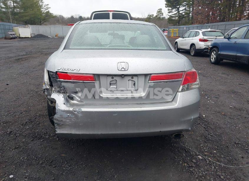 Photo 16 of 2011 Honda Accord 2.4 LX (VIN 1HGCP2F35BA039588)