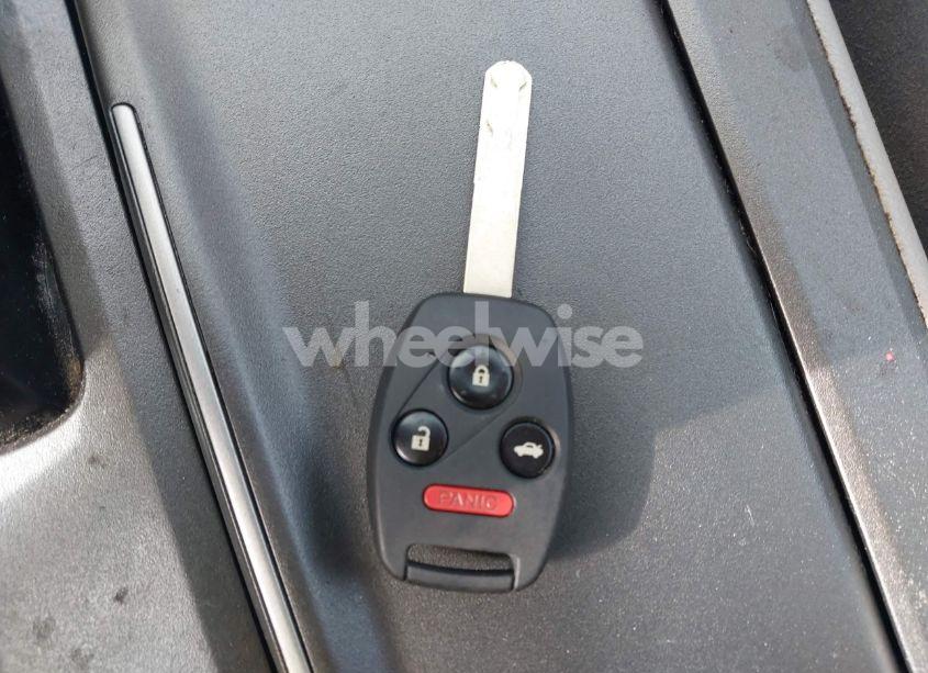 Photo 11 of 2011 Honda Accord 2.4 LX (VIN 1HGCP2F35BA043818)