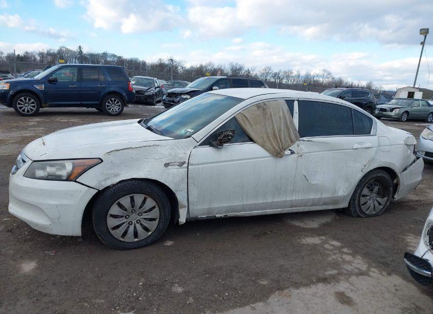 Photo 14 of 2011 Honda Accord 2.4 LX (VIN 1HGCP2F35BA082554)