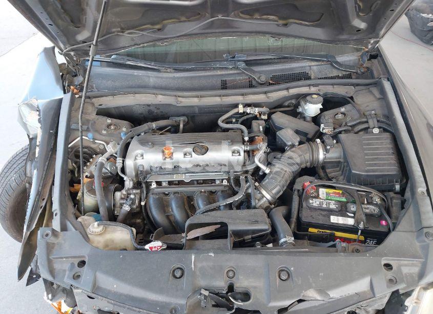 Photo 10 of 2012 Honda Accord 2.4 LX (VIN 1HGCP2F35CA153236)