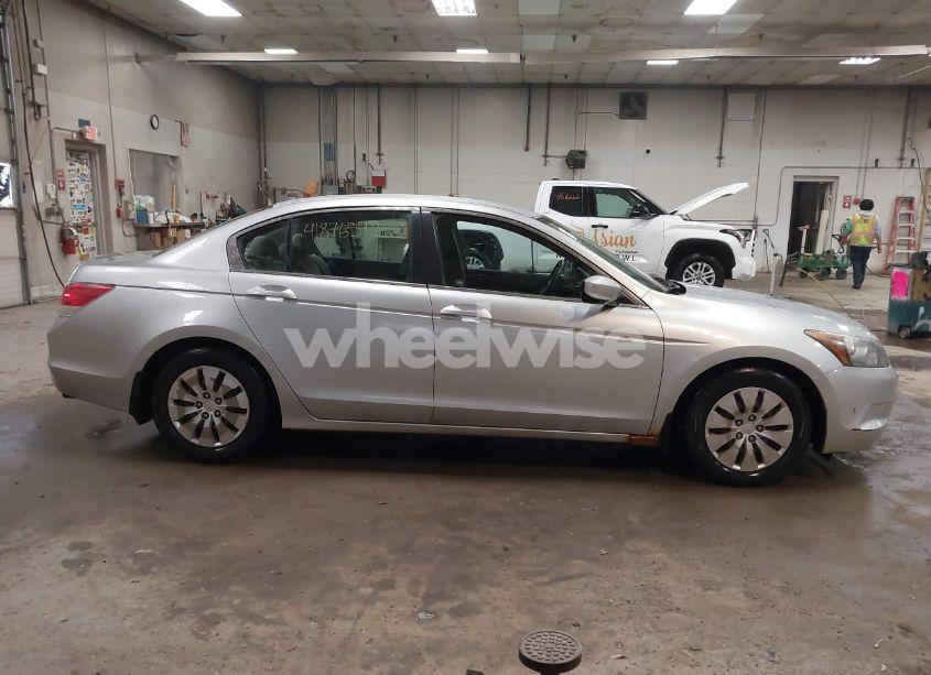 Photo 13 of 2010 Honda Accord 2.4 LX (VIN 1HGCP2F36AA006484)