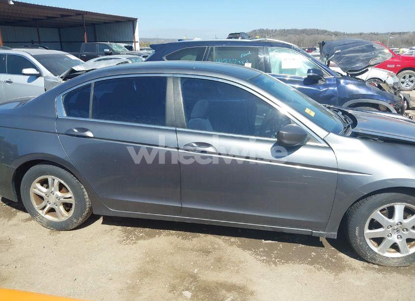 Photo 14 of 2010 Honda Accord 2.4 LX (VIN 1HGCP2F36AA031577)