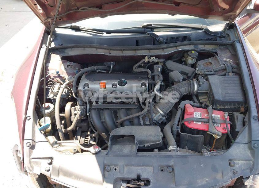 Photo 10 of 2010 Honda Accord 2.4 LX (VIN 1HGCP2F36AA095943)