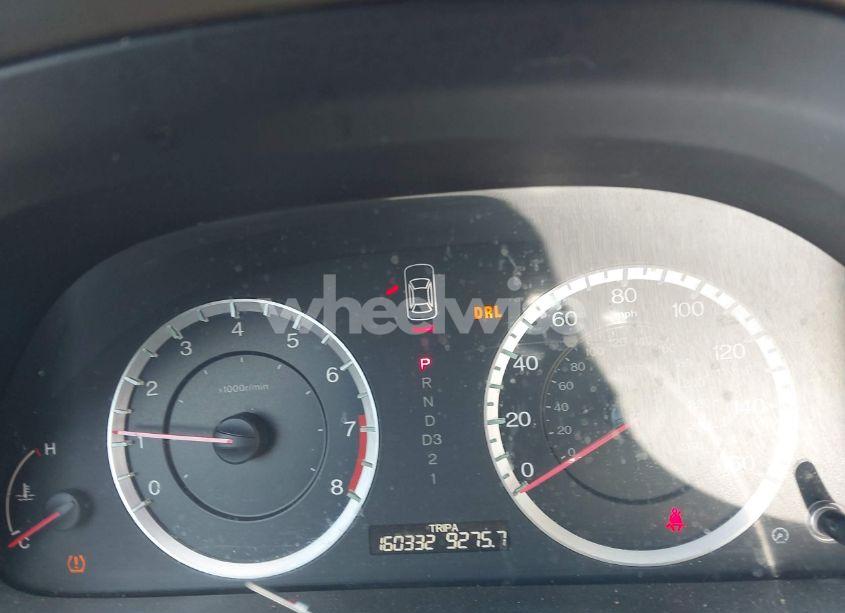 Photo 7 of 2010 Honda Accord 2.4 LX (VIN 1HGCP2F36AA095943)