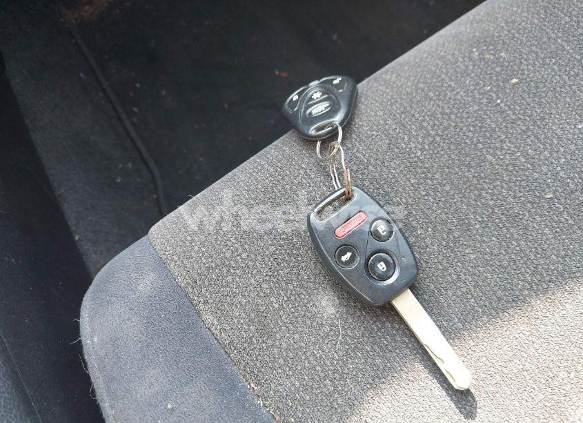 Photo 11 of 2010 Honda Accord 2.4 LX (VIN 1HGCP2F36AA142629)