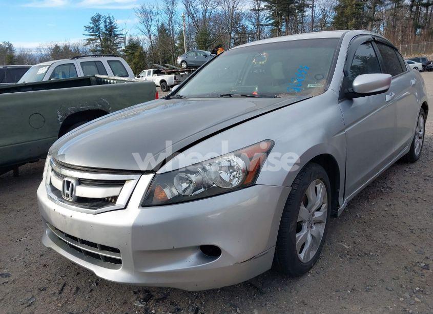 Photo 13 of 2010 Honda Accord 2.4 LX (VIN 1HGCP2F36AA156532)