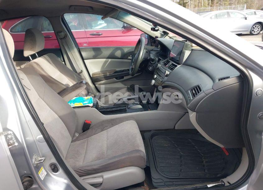 Photo 5 of 2010 Honda Accord 2.4 LX (VIN 1HGCP2F36AA156532)