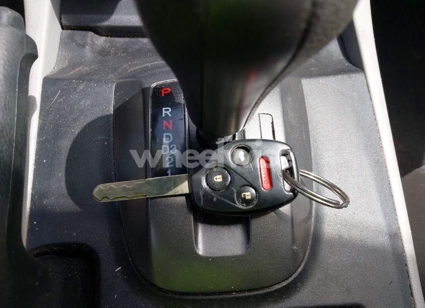 Photo 11 of 2010 Honda Accord 2.4 LX (VIN 1HGCP2F36AA190194)