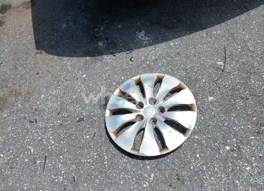 Photo 12 of 2010 Honda Accord 2.4 LX (VIN 1HGCP2F36AA190194)