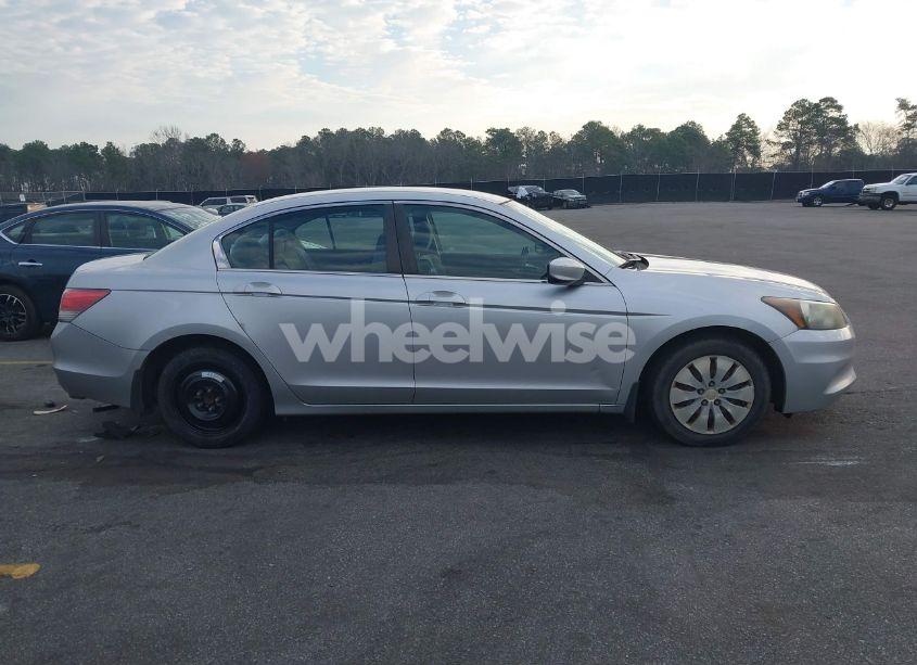 Photo 13 of 2011 Honda Accord 2.4 LX (VIN 1HGCP2F36BA014943)