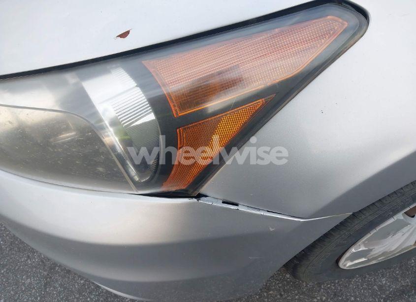 Photo 17 of 2011 Honda Accord 2.4 LX (VIN 1HGCP2F36BA014943)