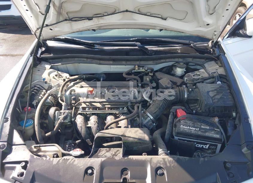 Photo 10 of 2011 Honda Accord 2.4 LX (VIN 1HGCP2F36BA031306)