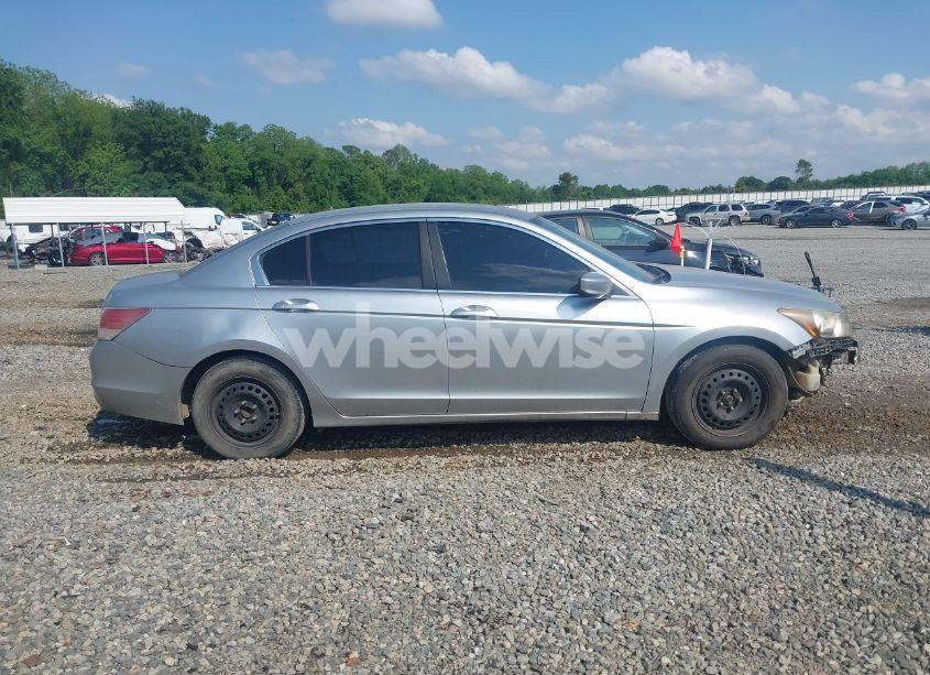 Photo 14 of 2010 Honda Accord 2.4 LX (VIN 1HGCP2F37AA002735)