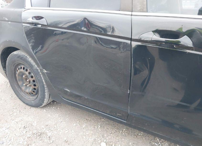 Photo 12 of 2010 Honda Accord 2.4 LX (VIN 1HGCP2F37AA015047)