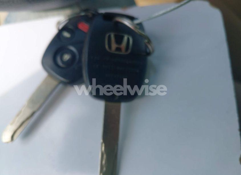 Photo 11 of 2010 Honda Accord 2.4 LX (VIN 1HGCP2F37AA025156)