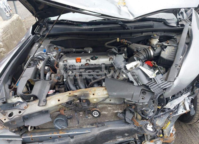 Photo 10 of 2010 Honda Accord 2.4 LX (VIN 1HGCP2F37AA088161)