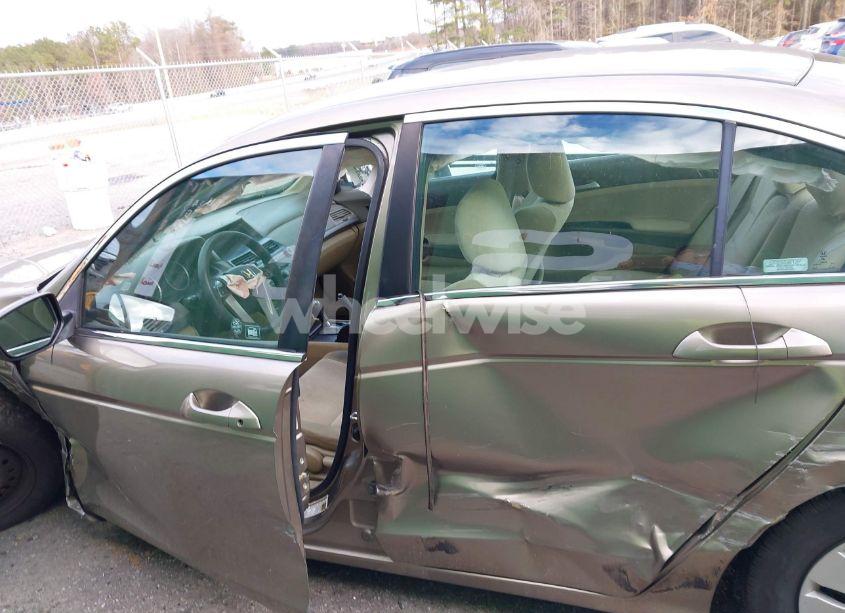 Photo 14 of 2010 Honda Accord 2.4 LX (VIN 1HGCP2F37AA113558)