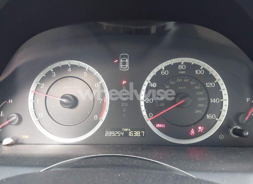 Photo 7 of 2010 Honda Accord 2.4 LX (VIN 1HGCP2F37AA113558)