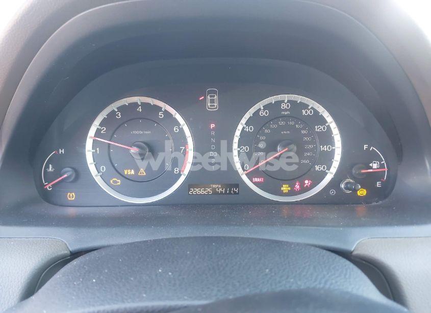 Photo 7 of 2010 Honda Accord 2.4 LX (VIN 1HGCP2F37AA197137)