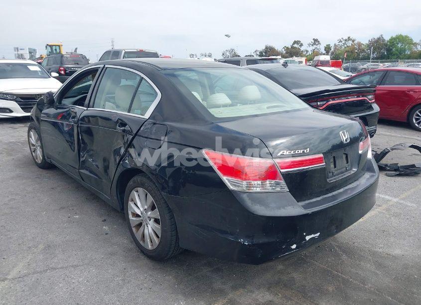 Photo 3 of 2011 Honda Accord 2.4 LX (VIN 1HGCP2F37BA071880)