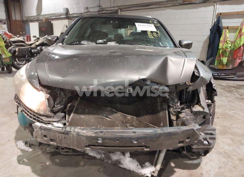Photo 17 of 2011 Honda Accord 2.4 LX (VIN 1HGCP2F37BA085102)