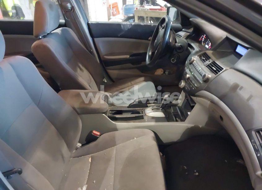 Photo 5 of 2011 Honda Accord 2.4 LX (VIN 1HGCP2F37BA085102)