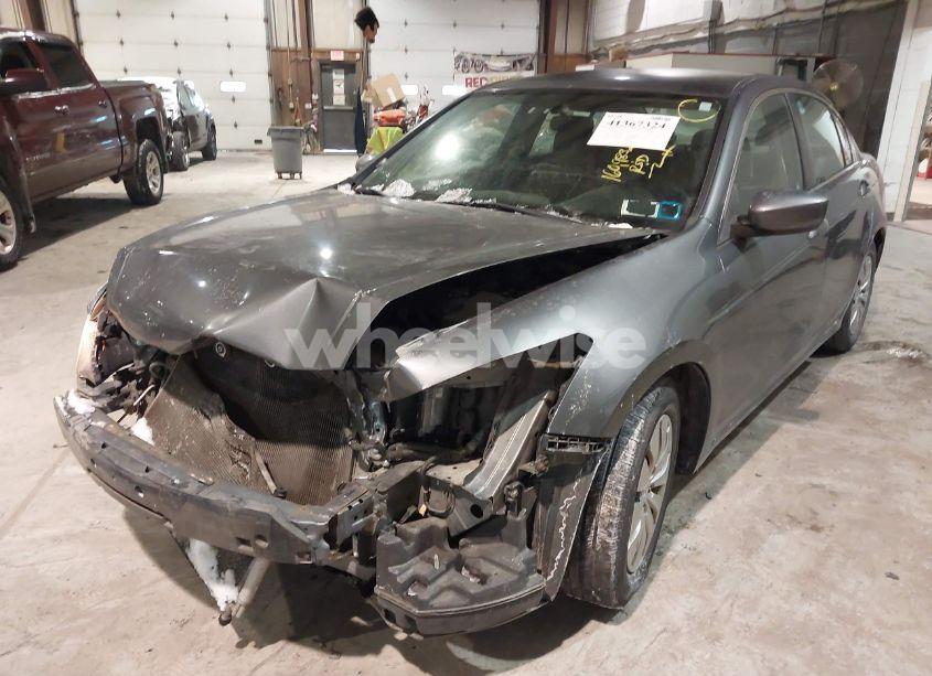 Photo 6 of 2011 Honda Accord 2.4 LX (VIN 1HGCP2F37BA085102)