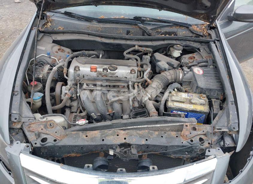 Photo 10 of 2011 Honda Accord 2.4 LX (VIN 1HGCP2F37BA124030)